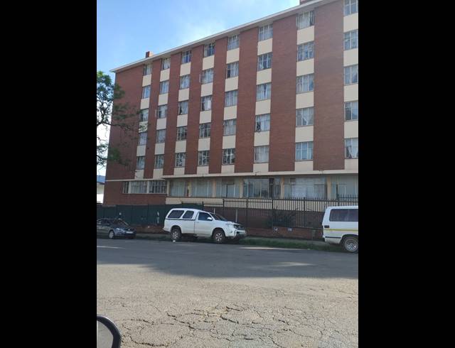 1 BEDROOM FLAT FOR SALE IN PIETERMARITZBURG CENTRAL